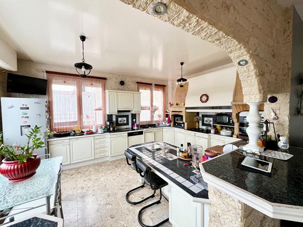 Immeuble Conflans Sainte Honorine 1 250 000 € **  - Référence  8080