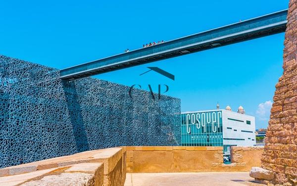 Marseille (13007) TRES RARE : Maison T5 avec jardin arboré – Vallon des Auffes – Marseille 7e