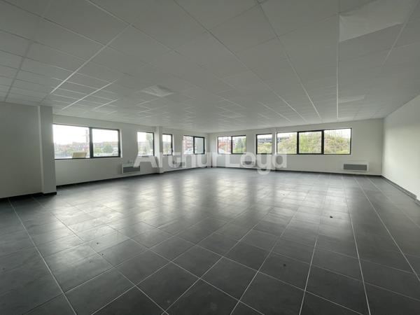 Bureaux à louer ou à vendre à Tourcoing dans parc sécurisé et écoresponsable