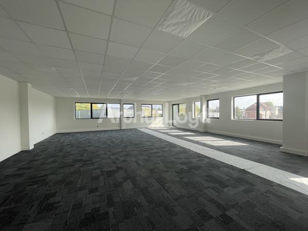 Bureaux à louer ou à vendre à Tourcoing dans parc sécurisé et écoresponsable