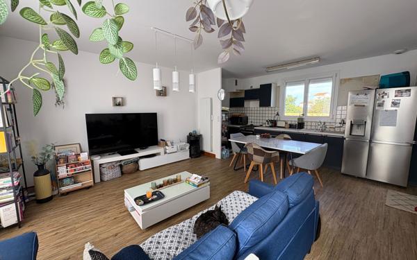 Maison à vendre    6 pièces •  Semussac