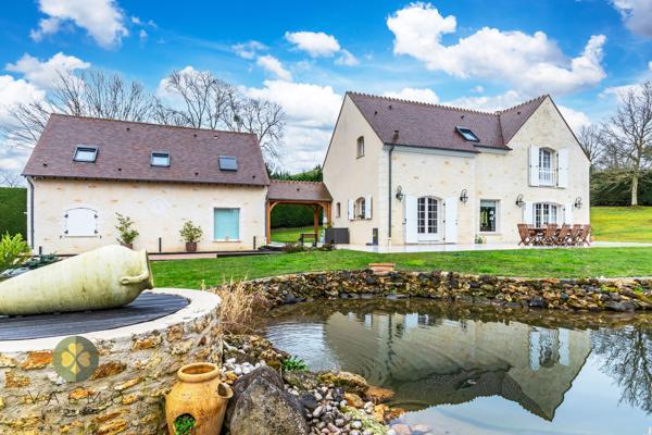 Maison 8 pièce(s) 5 chambre(s) 266 m²