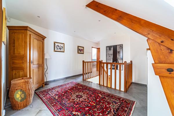 Maison 8 pièce(s) 5 chambre(s) 266 m²