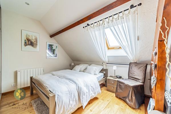 Maison 8 pièce(s) 5 chambre(s) 266 m²