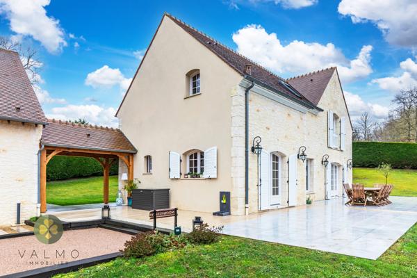 Maison 8 pièce(s) 5 chambre(s) 266 m²