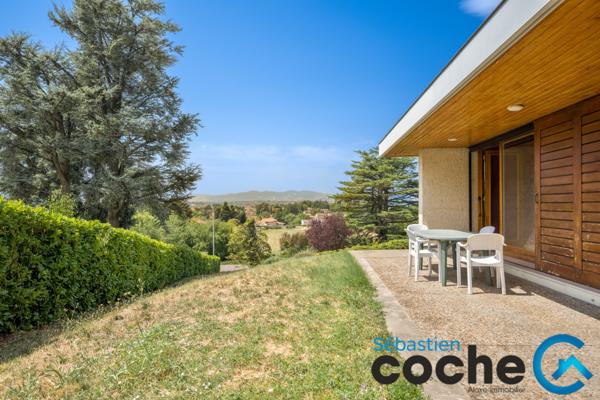 Charly – Maison d'architecte, vue exceptionnelle, potentiel rare