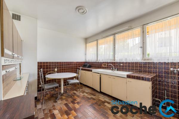 Charly – Maison d'architecte, vue exceptionnelle, potentiel rare