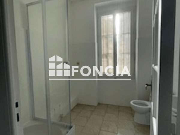 Location Appartement 3 pièces 70 m² - 11 RUE PIERRE BENOIT Marseille 13 13013