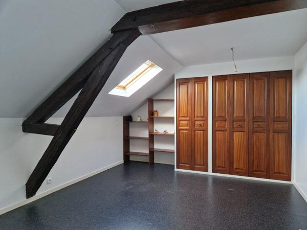 Crépy-en-Valois (60800) MAISON VIVABLE DE PLAIN-PIED A CREPY-EN-VALOIS 170 m²