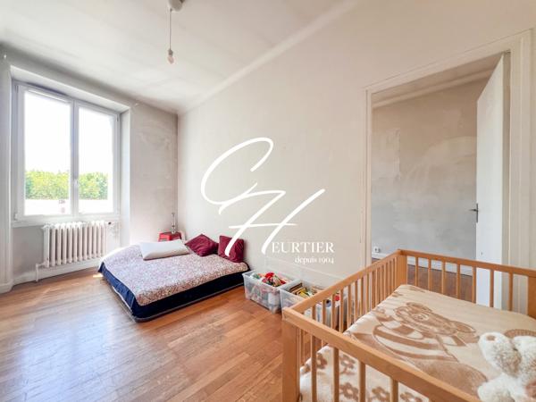 Appartement à vendre, 5 pièces - Grenoble 38000