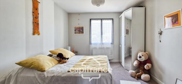MAISON CONTEMPORAINE AVEC PISCINE et GARAGE – SANS VIS-À-VIS – BELLERIVE-SUR-ALLIER / 03