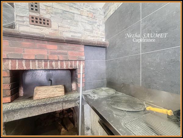 Fonds de commerce à vendre AMBILLY (74), murs, fond, tram, four à bois, salle de restaurant,