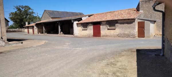 Ferme à vendre 7 pièces  Villeneuve ASSAIS LES JUMEAUX (79)