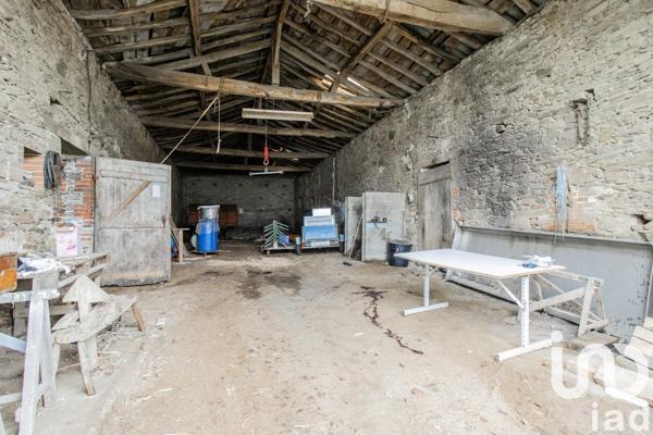 Maison à vendre 6 pièces 270 m² Chavagnes-en-Paillers