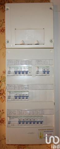 Maison de ville 5 pièces de 124 m² à Bourganeuf (23400)