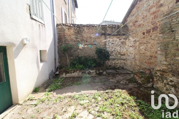 Maison de ville 5 pièces de 124 m² à Bourganeuf (23400)