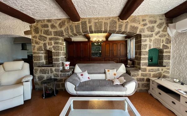 Appartement à vendre    3 pièces • 117 m2 Mouans-Sartoux