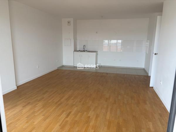 Location Appartement 3 pièces 63.8 m² - Levallois-perret 92300
