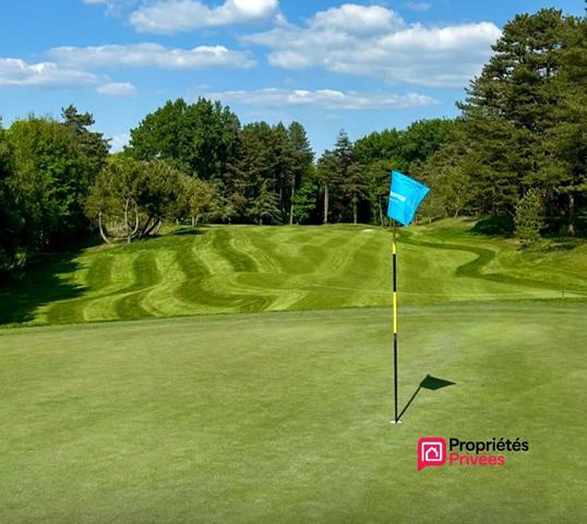 Superbe duplex 2 CHAMBRES , terrasse , garage et cave avec vue golf - 73.44 m2