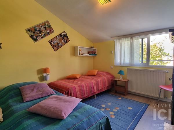 Maison familiale de plain-pied - Secteur Bourg - 5chambres