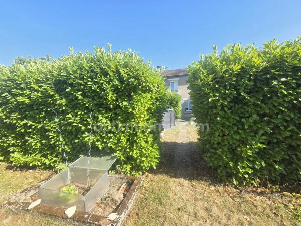 Maison rénovée à vendre 4 chambres, jardin et piscine à BRAS SUR MEUSE