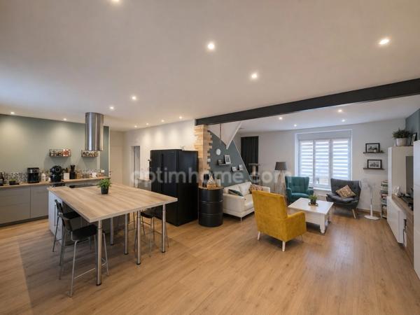 Maison rénovée à vendre 4 chambres, jardin et piscine à BRAS SUR MEUSE