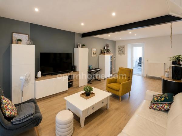 Maison rénovée à vendre 4 chambres, jardin et piscine à BRAS SUR MEUSE