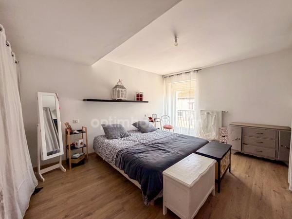 Maison rénovée à vendre 4 chambres, jardin et piscine à BRAS SUR MEUSE
