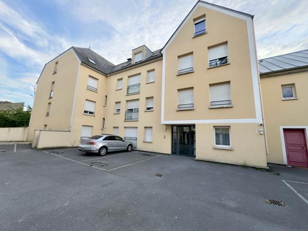 appartement F2 avec jardin et parking