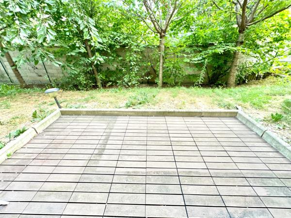 appartement F2 avec jardin et parking