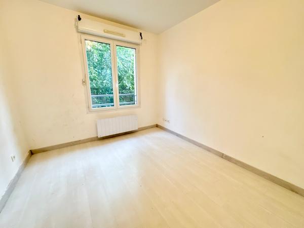 appartement F2 avec jardin et parking