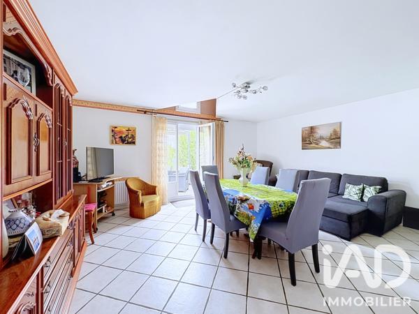 Maison à vendre 6 pièces 107 m² Savigny-le-Temple