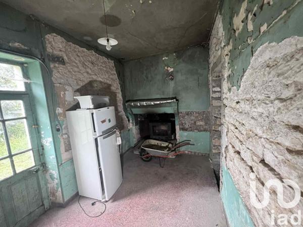 Demeure 7 pièces de 215 m² à Charroux (86250)