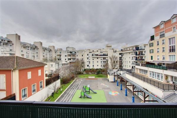 Appartement Villeneuve La Garenne 3 pièces de 70,05m2
