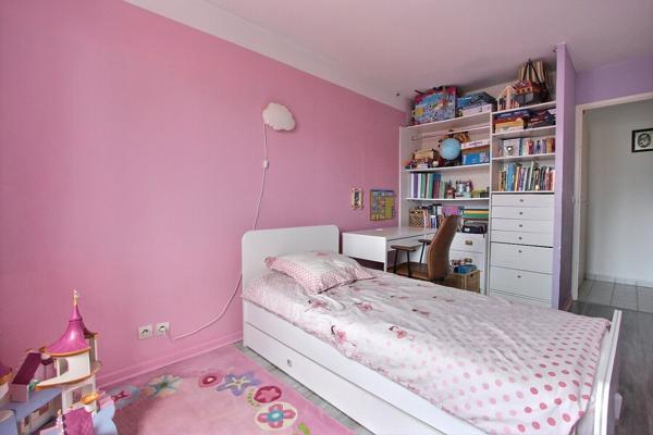 Appartement Villeneuve La Garenne 3 pièces de 70,05m2