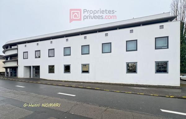 Chateaubriant Espaces Bureaux 230 m2, 5 places de parking