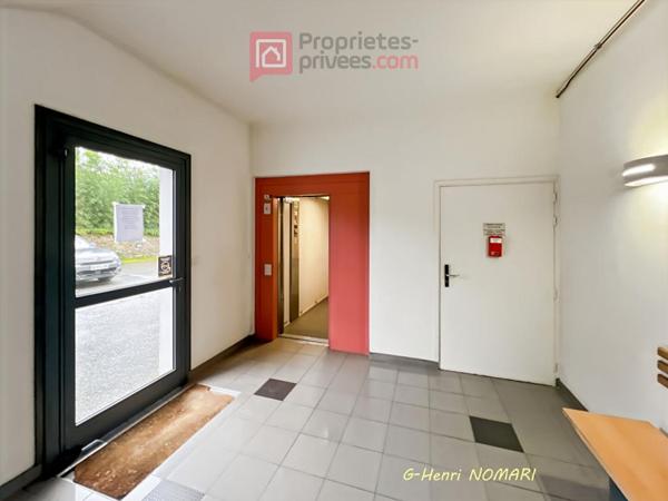 Chateaubriant Espaces Bureaux 230 m2, 5 places de parking