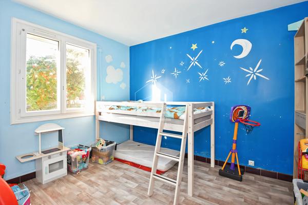 Maison à rénover ? 171 m² ? Jardin 570 m² ? Quartier calme et prisé