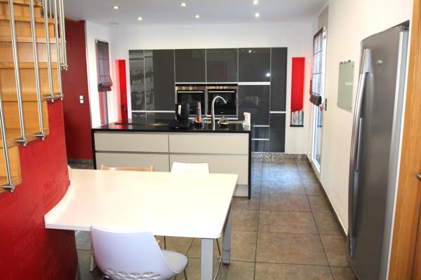 Maison 6 pièces - 184 m²