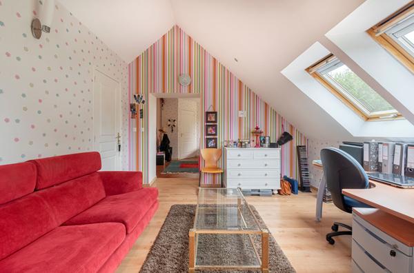 Maison contemporaine à Montreuil Juigne Montreuil juigne
