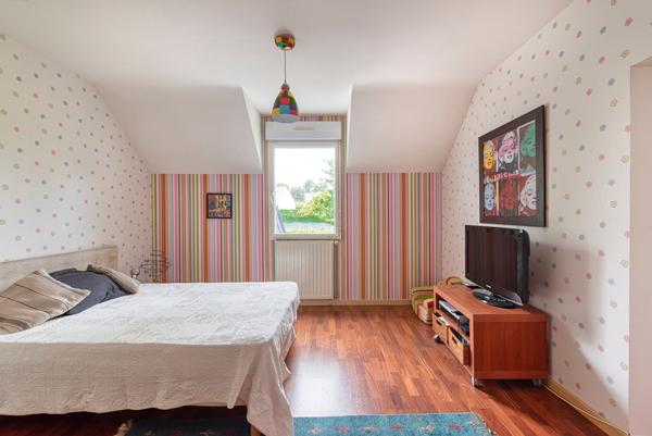 Maison contemporaine à Montreuil Juigne Montreuil juigne