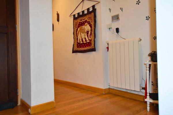 Rare à St-Etienne, sur les hauteur de Jacquard : T6 de 127 m² avec garage et jardinet