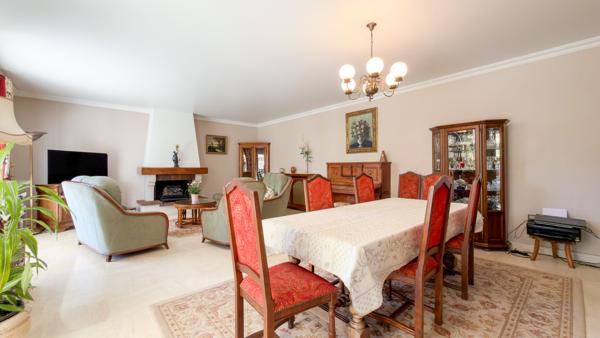Belle propriété de 7 pièces de 160 m2.