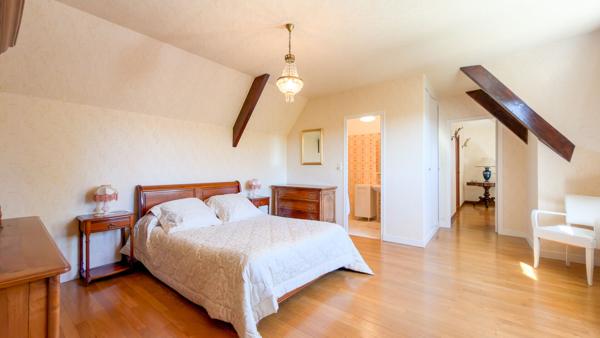 Belle propriété de 7 pièces de 160 m2.