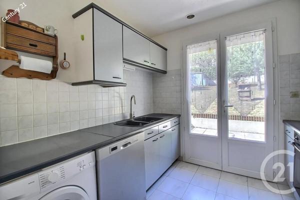 Maison à vendre  4 pièces - 57 m 2   CHATEAU THIERRY  - 02