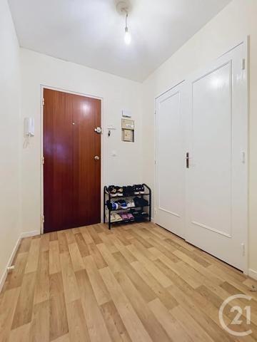 Appartement F1 à vendre  1 pièce - 37,95 m 2   MARGNY LES COMPIEGNE  - 60