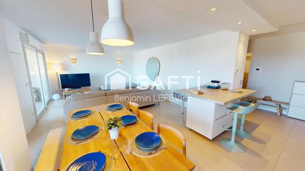 T5 DE 112M2 EN RDJ PREMIÈRE LIGNE AVEC TERRASSES (123 m² & 25 m²)