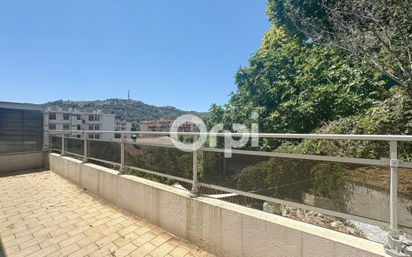 Appartement à vendre    3 pièces • 75 m2 Villeneuve-Loubet