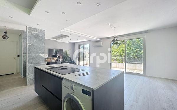 Appartement à vendre    3 pièces • 75 m2 Villeneuve-Loubet