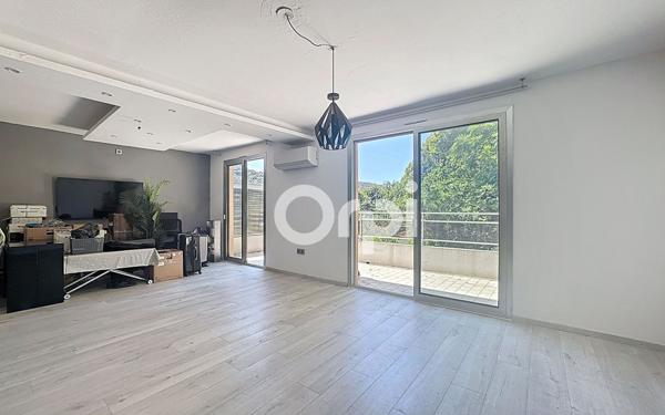 Appartement à vendre    3 pièces • 75 m2 Villeneuve-Loubet